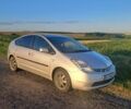 Серый Тойота Приус, объемом двигателя 1.5 л и пробегом 290 тыс. км за 7000 $, фото 1 на Automoto.ua