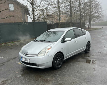 Серый Тойота Приус, объемом двигателя 1.5 л и пробегом 275 тыс. км за 5870 $, фото 2 на Automoto.ua