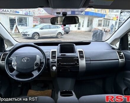 Сірий Тойота Пріус, об'ємом двигуна 1.5 л та пробігом 278 тис. км за 7650 $, фото 9 на Automoto.ua