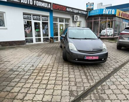 Серый Тойота Приус, объемом двигателя 1.5 л и пробегом 278 тыс. км за 7650 $, фото 1 на Automoto.ua