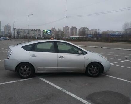 Серый Тойота Приус, объемом двигателя 1.5 л и пробегом 250 тыс. км за 4999 $, фото 14 на Automoto.ua