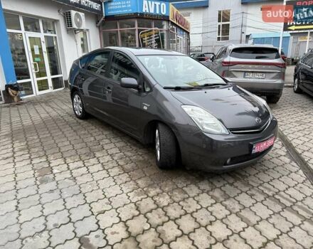 Серый Тойота Приус, объемом двигателя 1.5 л и пробегом 278 тыс. км за 7650 $, фото 3 на Automoto.ua