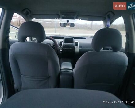 Серый Тойота Приус, объемом двигателя 1.5 л и пробегом 250 тыс. км за 4999 $, фото 65 на Automoto.ua