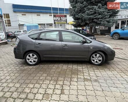 Серый Тойота Приус, объемом двигателя 1.5 л и пробегом 278 тыс. км за 7650 $, фото 5 на Automoto.ua