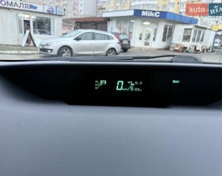 Серый Тойота Приус, объемом двигателя 1.5 л и пробегом 278 тыс. км за 7650 $, фото 16 на Automoto.ua