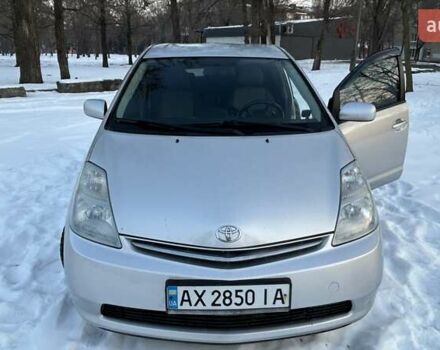 Сірий Тойота Пріус, об'ємом двигуна 1.5 л та пробігом 250 тис. км за 7999 $, фото 3 на Automoto.ua