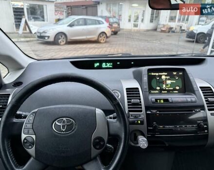 Серый Тойота Приус, объемом двигателя 1.5 л и пробегом 278 тыс. км за 7650 $, фото 15 на Automoto.ua