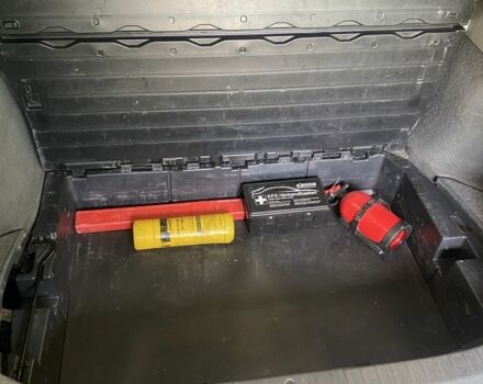 Сірий Тойота Пріус, об'ємом двигуна 1.5 л та пробігом 350 тис. км за 6500 $, фото 12 на Automoto.ua