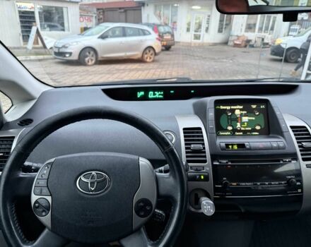 Серый Тойота Приус, объемом двигателя 1.5 л и пробегом 278 тыс. км за 7650 $, фото 10 на Automoto.ua