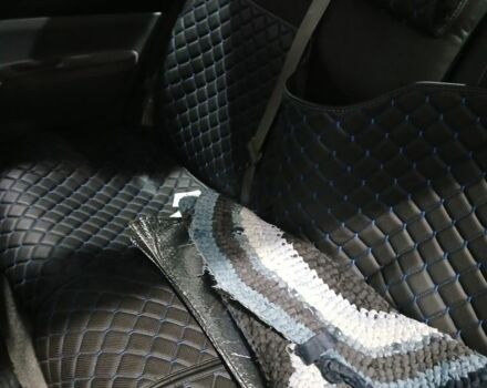 Серый Тойота Приус, объемом двигателя 4 л и пробегом 300 тыс. км за 4200 $, фото 6 на Automoto.ua