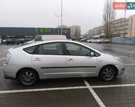 Сірий Тойота Пріус, об'ємом двигуна 1.5 л та пробігом 274 тис. км за 5999 $, фото 3 на Automoto.ua