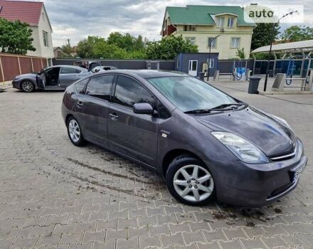 Серый Тойота Приус, объемом двигателя 1.5 л и пробегом 211 тыс. км за 8200 $, фото 5 на Automoto.ua