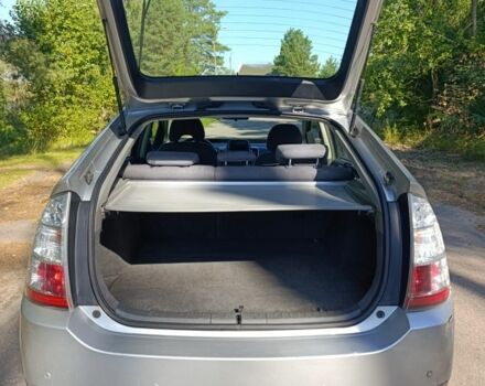 Серый Тойота Приус, объемом двигателя 1.5 л и пробегом 270 тыс. км за 5999 $, фото 6 на Automoto.ua