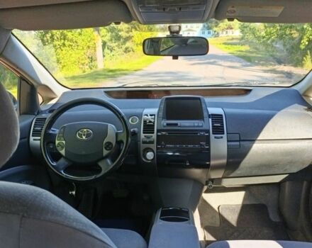 Серый Тойота Приус, объемом двигателя 1.5 л и пробегом 270 тыс. км за 5999 $, фото 7 на Automoto.ua