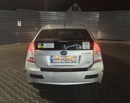 Серый Тойота Приус, объемом двигателя 1.8 л и пробегом 300 тыс. км за 10000 $, фото 3 на Automoto.ua