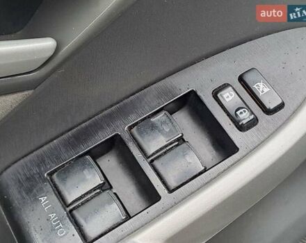 Серый Тойота Приус, объемом двигателя 1.8 л и пробегом 420 тыс. км за 9190 $, фото 8 на Automoto.ua