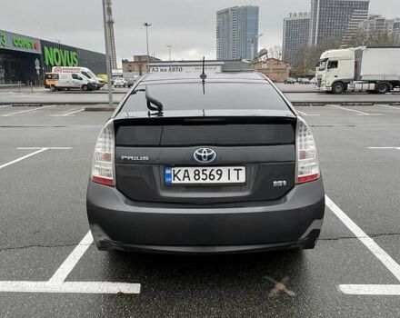 Серый Тойота Приус, объемом двигателя 1.8 л и пробегом 285 тыс. км за 9800 $, фото 3 на Automoto.ua