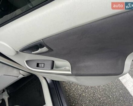 Серый Тойота Приус, объемом двигателя 1.8 л и пробегом 285 тыс. км за 9800 $, фото 20 на Automoto.ua