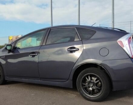 Серый Тойота Приус, объемом двигателя 1.8 л и пробегом 391 тыс. км за 10300 $, фото 3 на Automoto.ua