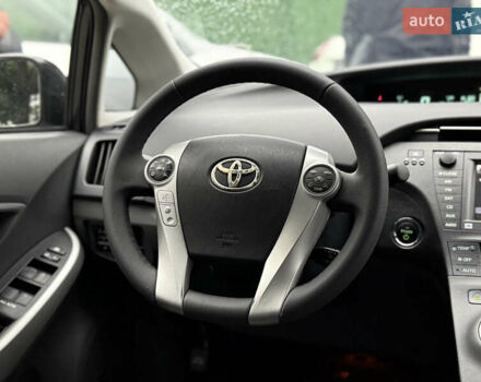 Сірий Тойота Пріус, об'ємом двигуна 1.8 л та пробігом 267 тис. км за 8900 $, фото 48 на Automoto.ua