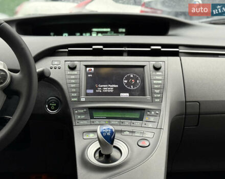 Сірий Тойота Пріус, об'ємом двигуна 1.8 л та пробігом 267 тис. км за 8900 $, фото 46 на Automoto.ua