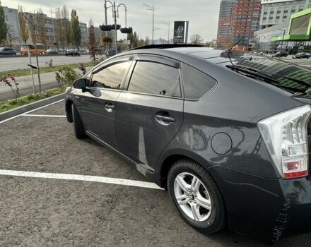 Серый Тойота Приус, объемом двигателя 1.8 л и пробегом 373 тыс. км за 11500 $, фото 7 на Automoto.ua