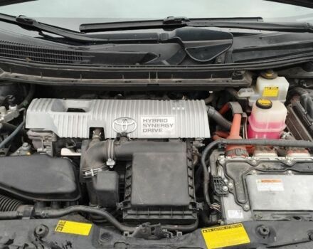 Серый Тойота Приус, объемом двигателя 1.8 л и пробегом 391 тыс. км за 10300 $, фото 13 на Automoto.ua