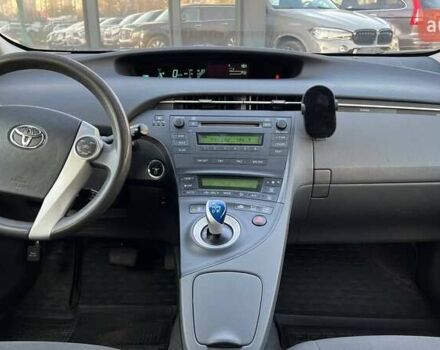 Сірий Тойота Пріус, об'ємом двигуна 1.8 л та пробігом 204 тис. км за 9490 $, фото 21 на Automoto.ua