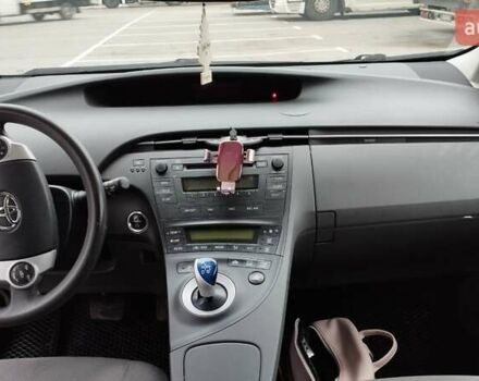 Сірий Тойота Пріус, об'ємом двигуна 1.8 л та пробігом 390 тис. км за 9950 $, фото 18 на Automoto.ua