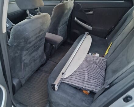 Серый Тойота Приус, объемом двигателя 1.8 л и пробегом 280 тыс. км за 10800 $, фото 5 на Automoto.ua