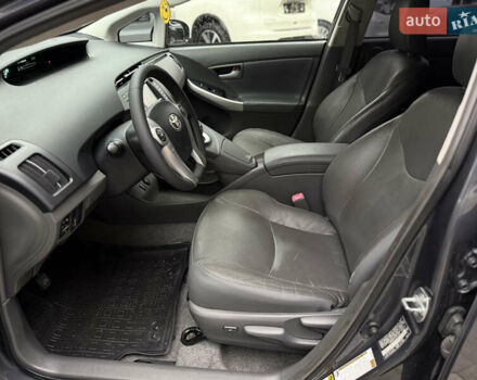 Сірий Тойота Пріус, об'ємом двигуна 1.8 л та пробігом 267 тис. км за 8900 $, фото 38 на Automoto.ua