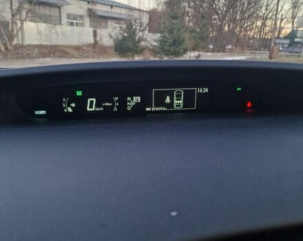 Серый Тойота Приус, объемом двигателя 1.8 л и пробегом 280 тыс. км за 10800 $, фото 7 на Automoto.ua