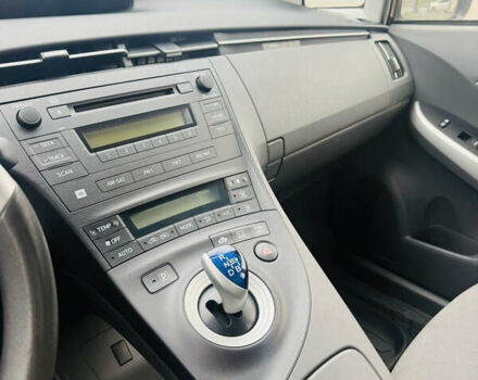 Сірий Тойота Пріус, об'ємом двигуна 1.8 л та пробігом 268 тис. км за 10500 $, фото 11 на Automoto.ua