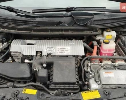 Сірий Тойота Пріус, об'ємом двигуна 1.8 л та пробігом 390 тис. км за 9950 $, фото 16 на Automoto.ua