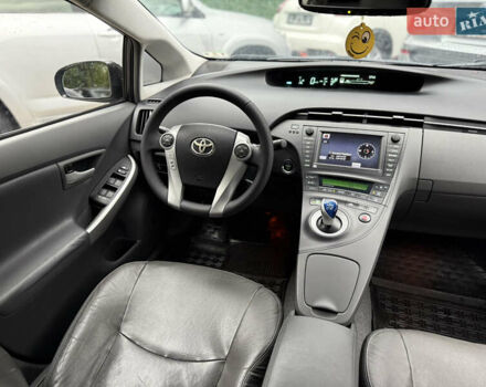 Сірий Тойота Пріус, об'ємом двигуна 1.8 л та пробігом 267 тис. км за 8900 $, фото 50 на Automoto.ua