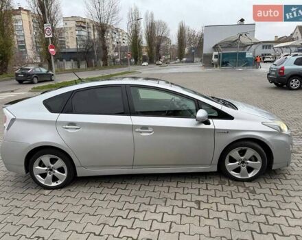 Серый Тойота Приус, объемом двигателя 1.8 л и пробегом 336 тыс. км за 7800 $, фото 3 на Automoto.ua