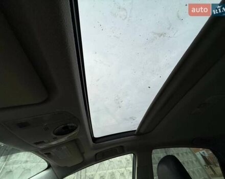 Серый Тойота Приус, объемом двигателя 1.8 л и пробегом 336 тыс. км за 7800 $, фото 16 на Automoto.ua