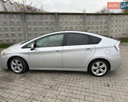 Серый Тойота Приус, объемом двигателя 1.8 л и пробегом 336 тыс. км за 7800 $, фото 5 на Automoto.ua