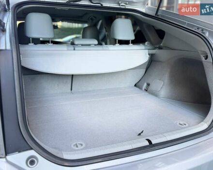 Сірий Тойота Пріус, об'ємом двигуна 1.8 л та пробігом 269 тис. км за 11499 $, фото 67 на Automoto.ua