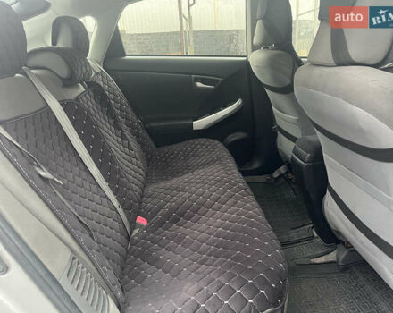 Серый Тойота Приус, объемом двигателя 1.8 л и пробегом 206 тыс. км за 10000 $, фото 11 на Automoto.ua