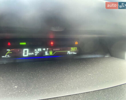 Серый Тойота Приус, объемом двигателя 1.8 л и пробегом 273 тыс. км за 11000 $, фото 8 на Automoto.ua