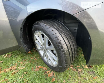 Серый Тойота Приус, объемом двигателя 1.8 л и пробегом 289 тыс. км за 11500 $, фото 11 на Automoto.ua