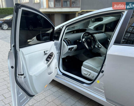 Сірий Тойота Пріус, об'ємом двигуна 1.8 л та пробігом 269 тис. км за 11499 $, фото 41 на Automoto.ua