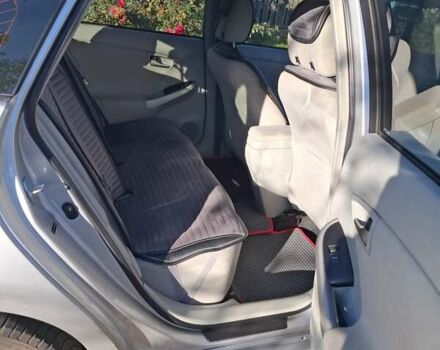 Серый Тойота Приус, объемом двигателя 1.8 л и пробегом 238 тыс. км за 10200 $, фото 4 на Automoto.ua