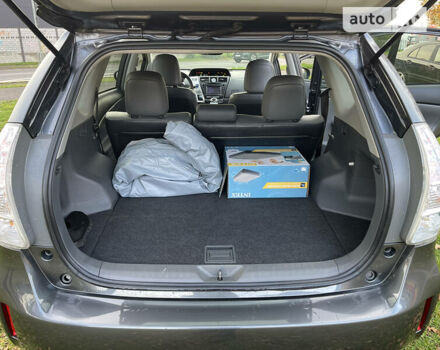 Серый Тойота Приус, объемом двигателя 1.8 л и пробегом 289 тыс. км за 11500 $, фото 15 на Automoto.ua