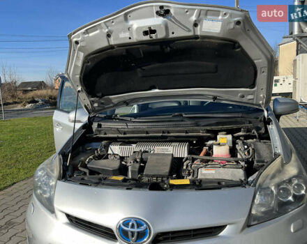 Сірий Тойота Пріус, об'ємом двигуна 1.8 л та пробігом 299 тис. км за 10700 $, фото 24 на Automoto.ua
