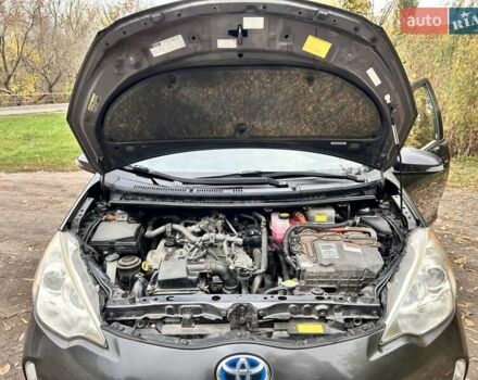 Тойота Приус 2012 в Кропивницком (Кировограде) на Automoto.ua Серый Тойота Приус, объемом двигателя 1.5 л и пробегом 220 тыс. км за 8700 $, фото 16 на Automoto.ua