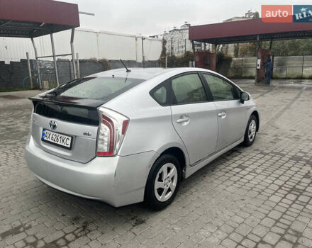 Серый Тойота Приус, объемом двигателя 1.8 л и пробегом 206 тыс. км за 10000 $, фото 4 на Automoto.ua