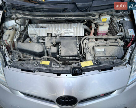 Сірий Тойота Пріус, об'ємом двигуна 1.8 л та пробігом 269 тис. км за 11499 $, фото 69 на Automoto.ua