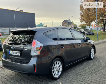 Серый Тойота Приус, объемом двигателя 1.8 л и пробегом 289 тыс. км за 11500 $, фото 4 на Automoto.ua